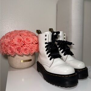 Dr Martens Platform White With Silk Laces